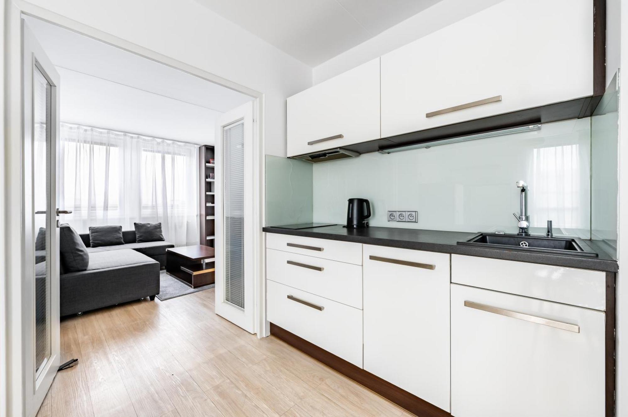Family Apartment Прага Экстерьер фото